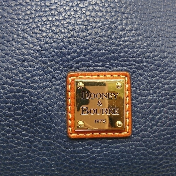 Dooney & Bourke Crossbody Bag Navy Blue Brown Pebbled Leather Adjustable - Picture 8 of 15